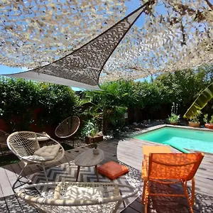  Appartement Rouge Lagon France
